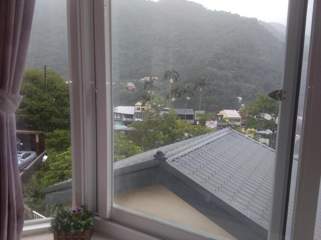 內灣星光流域民宿 Hengshan Bagian luar foto